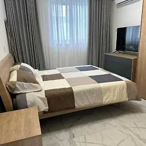 Skylark 2 With Terrace Apartamento