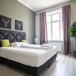 Brand New Renovated Near Augarten , Wien Österreich